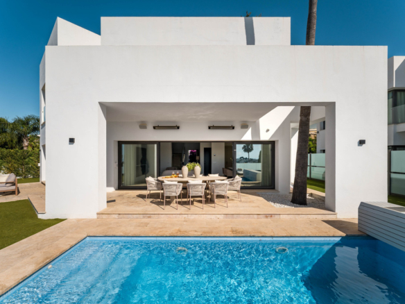 Villa for sale in Benahavís