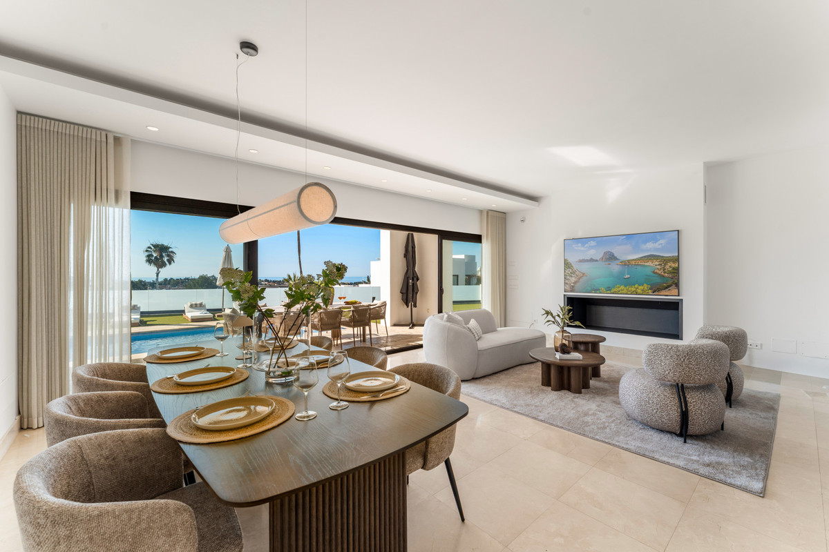 Villa for sale in Benahavís