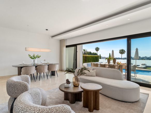 Villa for sale in Benahavís