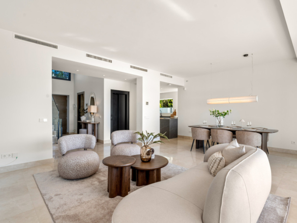 Villa for sale in Benahavís