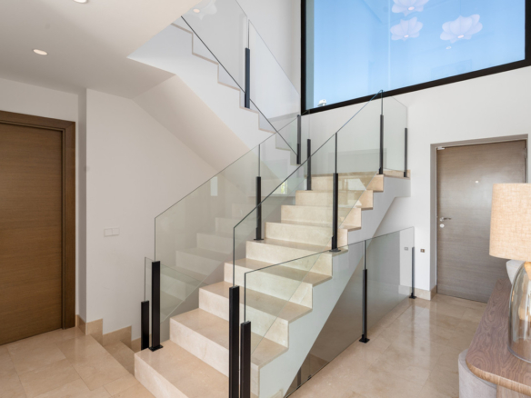 Villa for sale in Benahavís