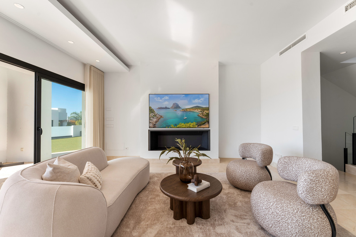 Villa for sale in Benahavís