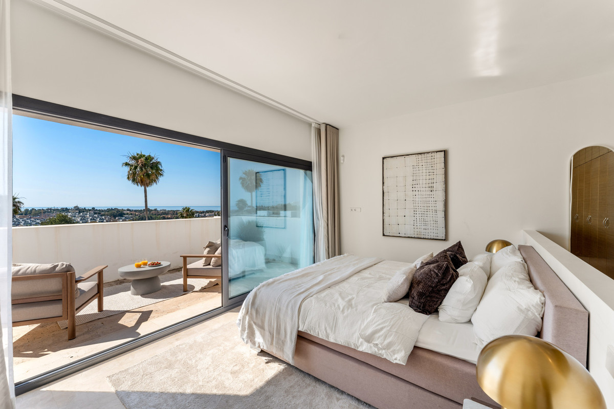 Villa for sale in Benahavís