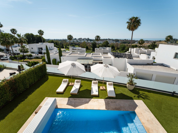 Villa for sale in Benahavís