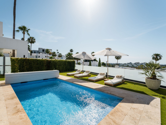 Villa for sale in Benahavís