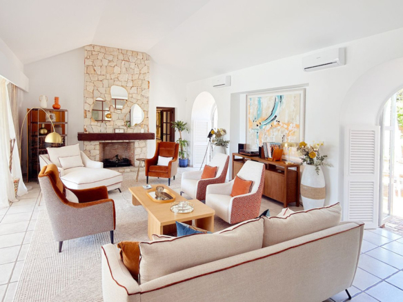 Villa for sale in Benalmadena