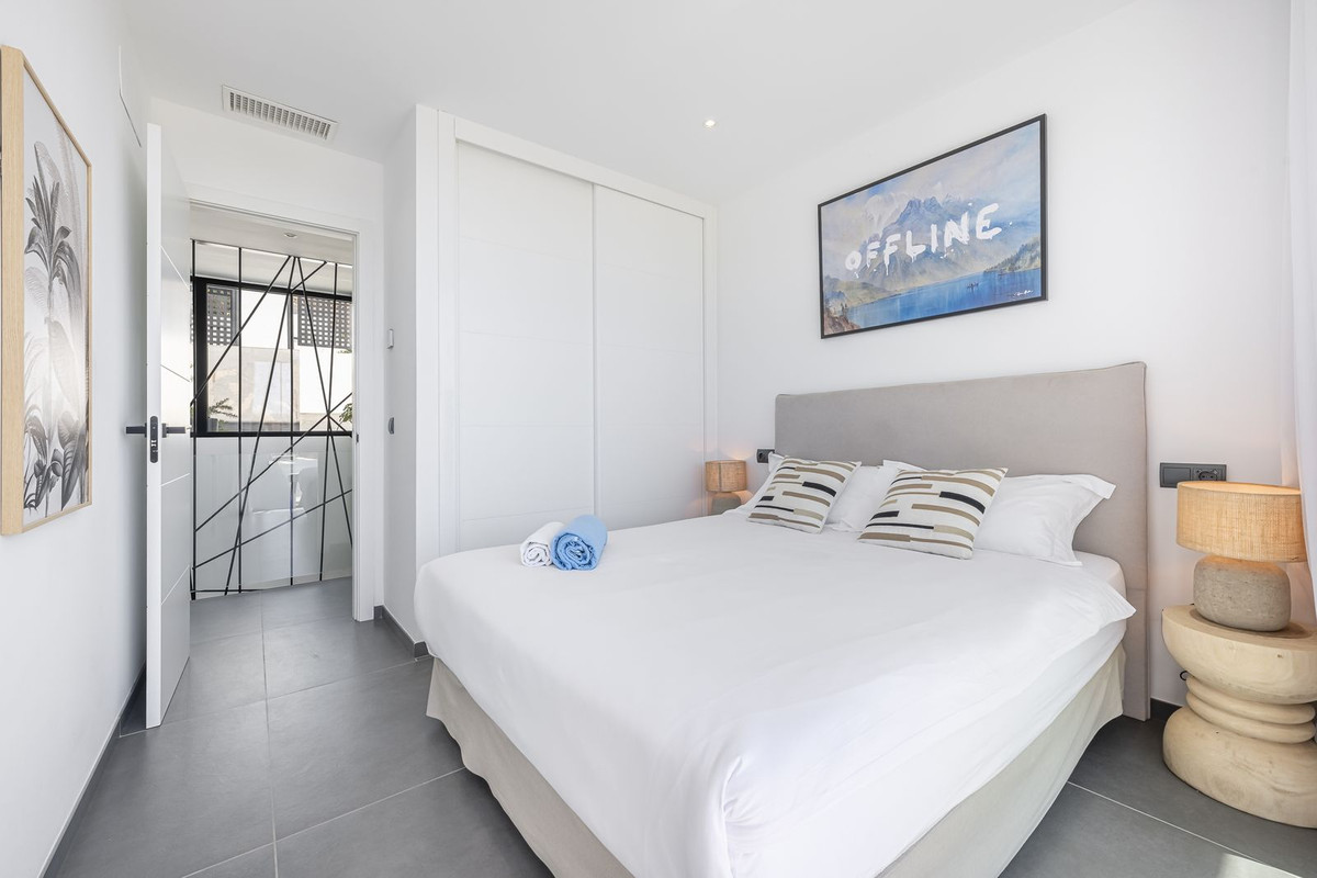 Villa for sale in Estepona