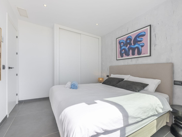 Villa for sale in Estepona