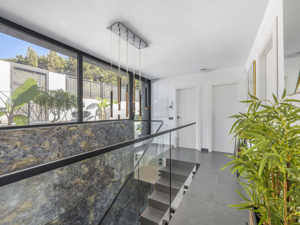 Villa for sale in Estepona