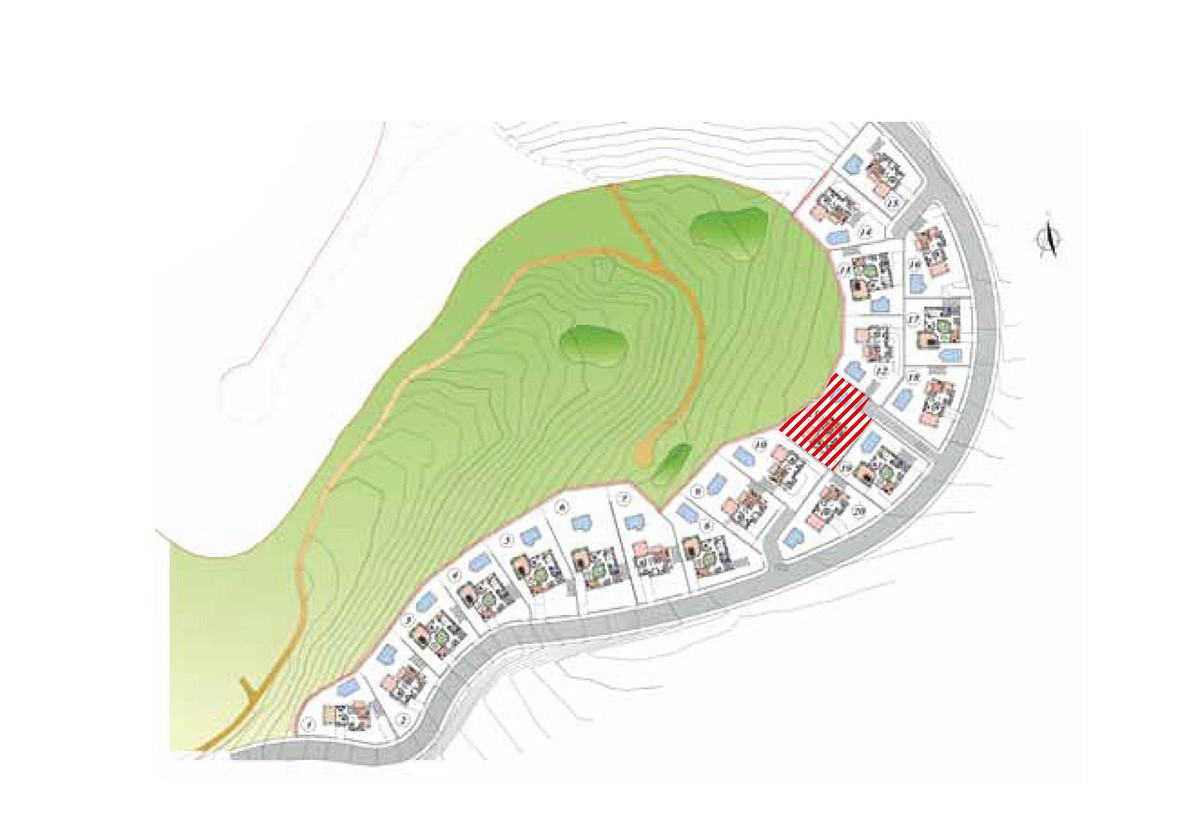 Villa for sale in Estepona