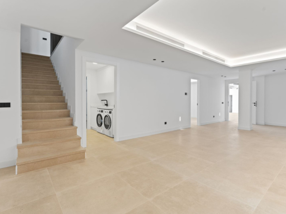 Villa for sale in Fuengirola