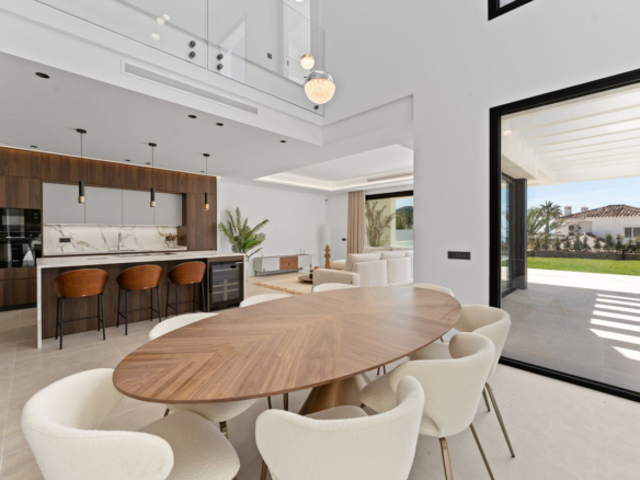 Villa for sale in Fuengirola