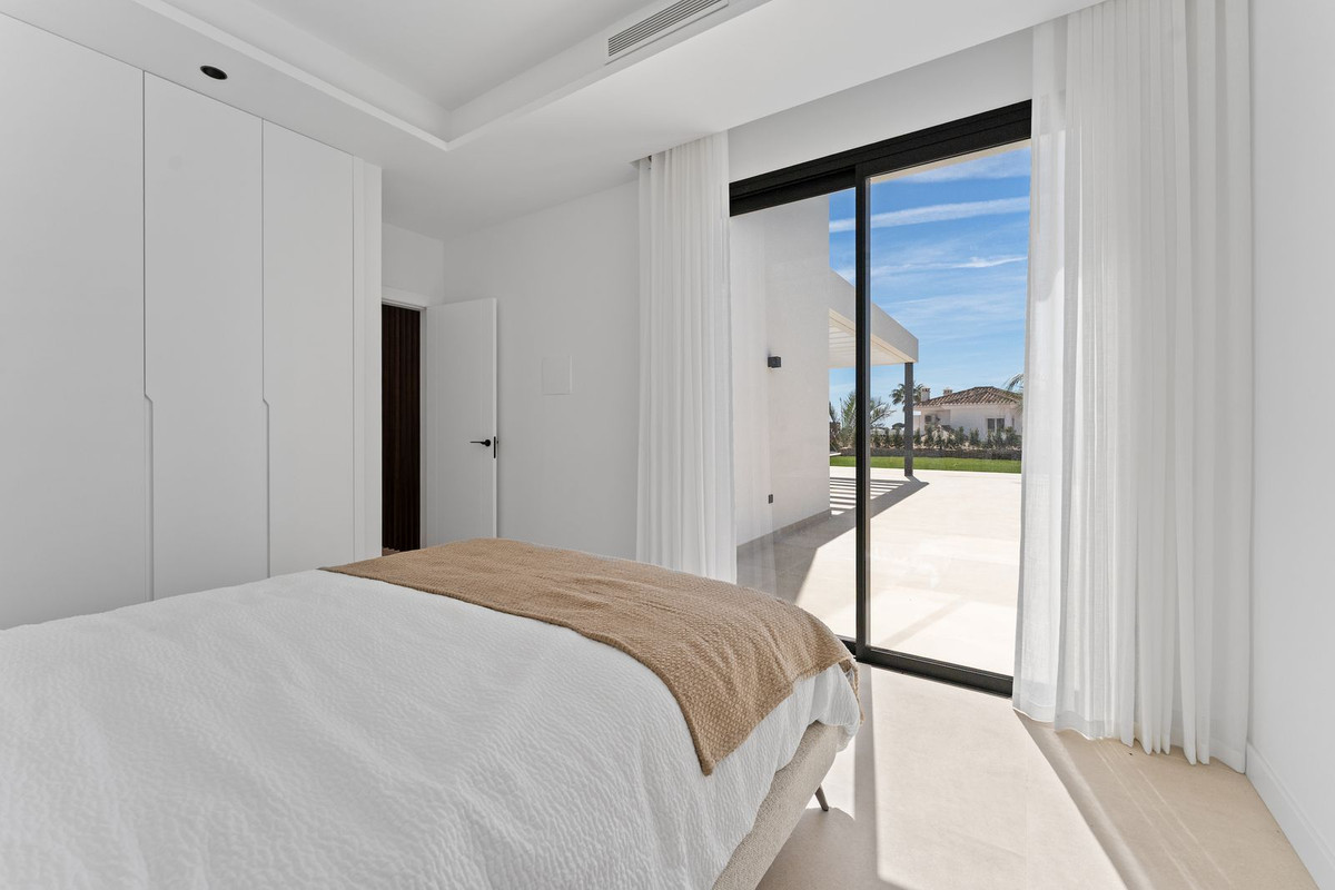 Villa for sale in Fuengirola
