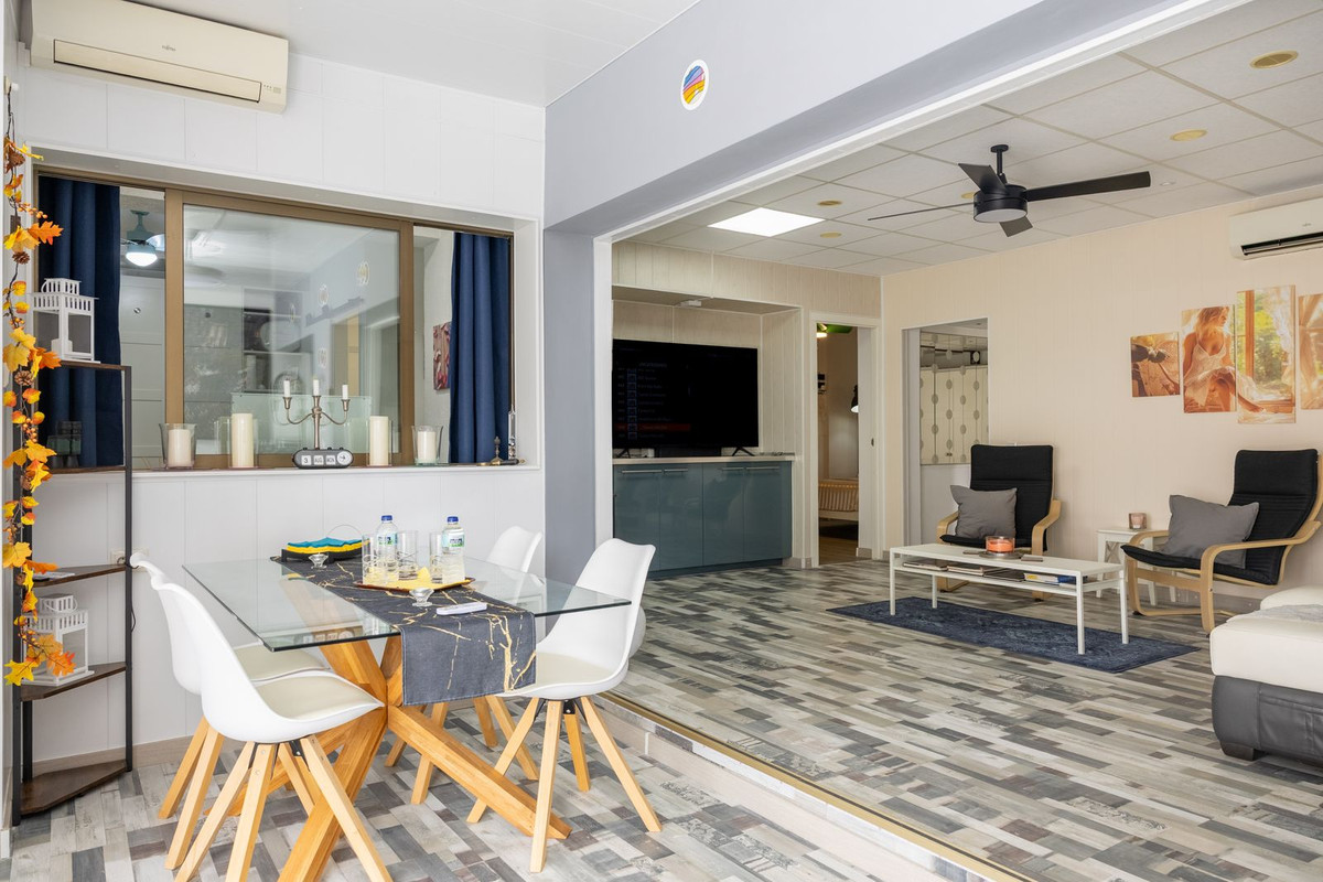 Villa for sale in Fuengirola