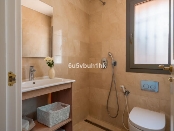 Villa for sale in Fuengirola