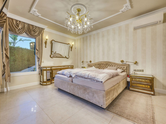 Villa for sale in Marbella