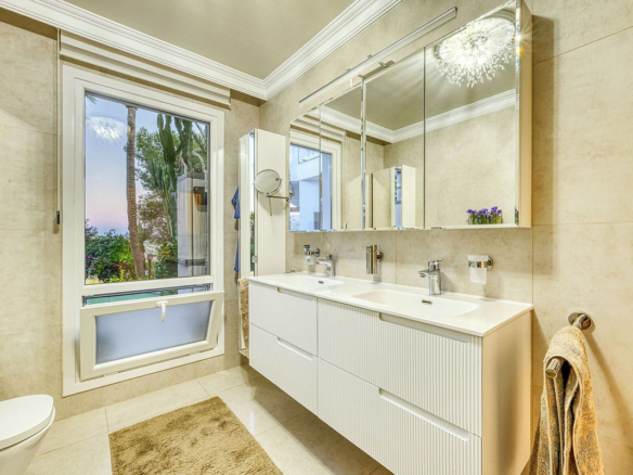 Villa for sale in Marbella