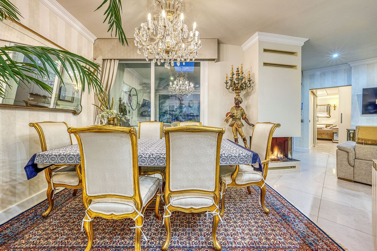 Villa for sale in Marbella