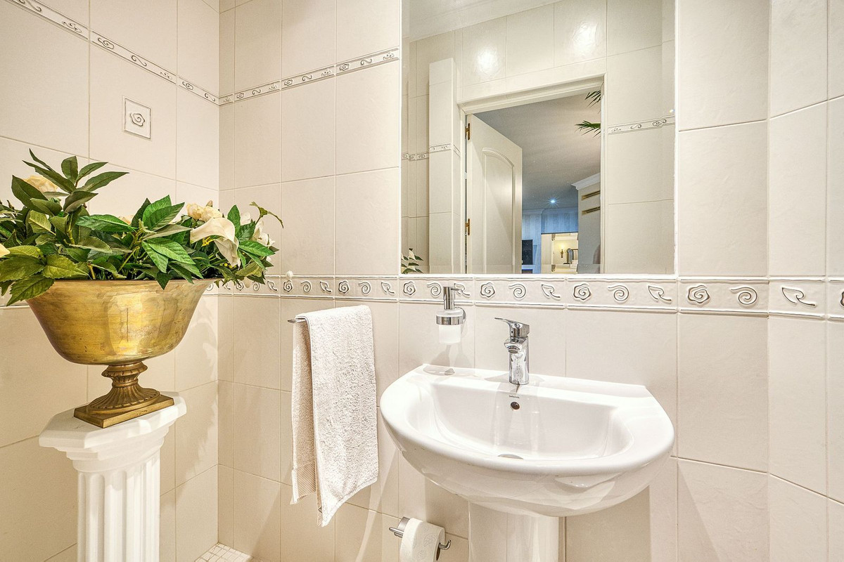 Villa for sale in Marbella