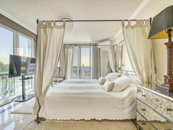 Villa for sale in Marbella