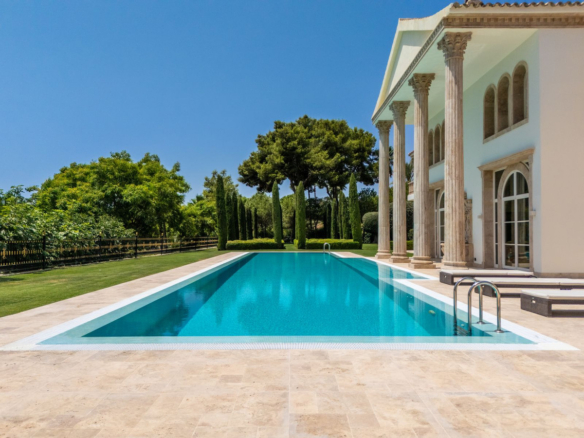 Villa for sale in Marbella