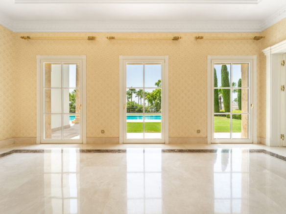 Villa for sale in Marbella