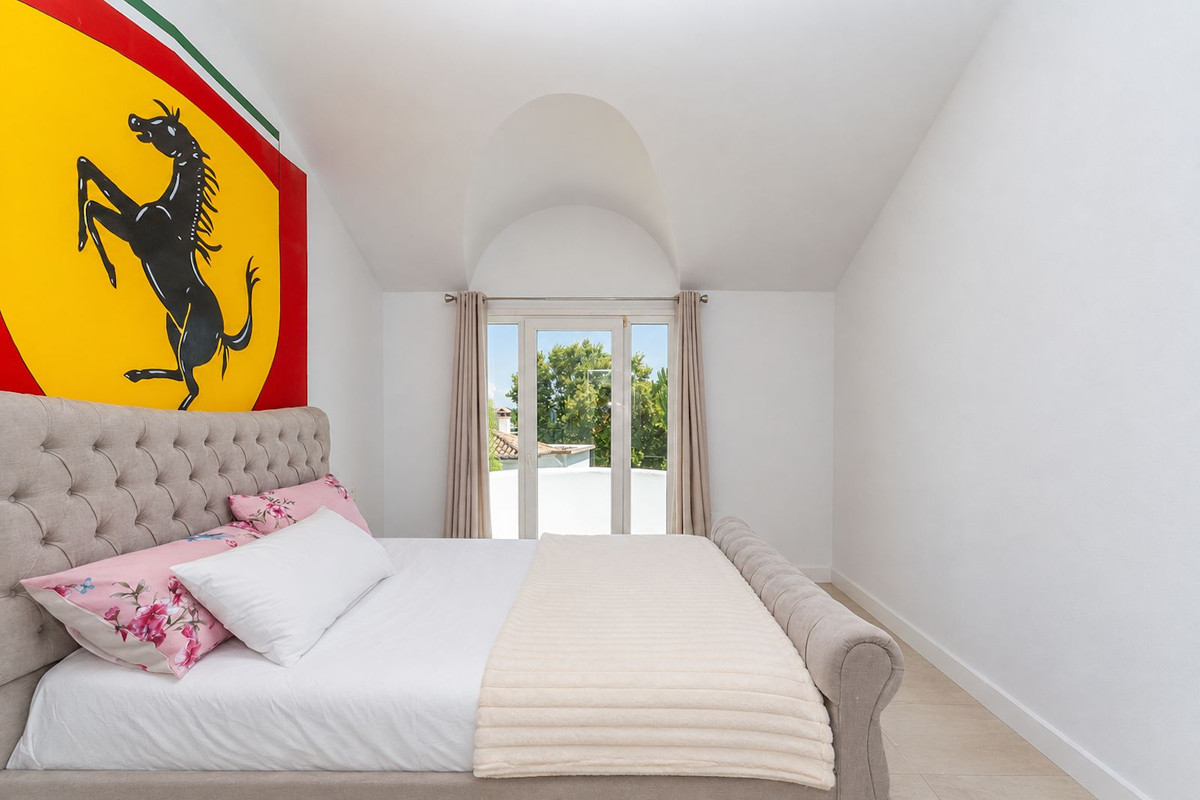 Villa for sale in Marbella