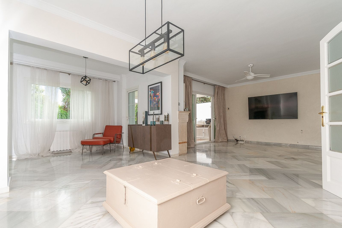 Villa for sale in Marbella