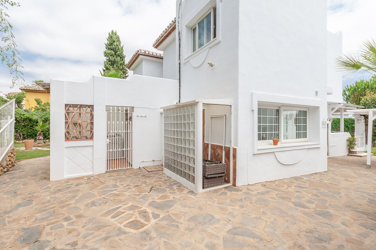Villa for sale in Marbella