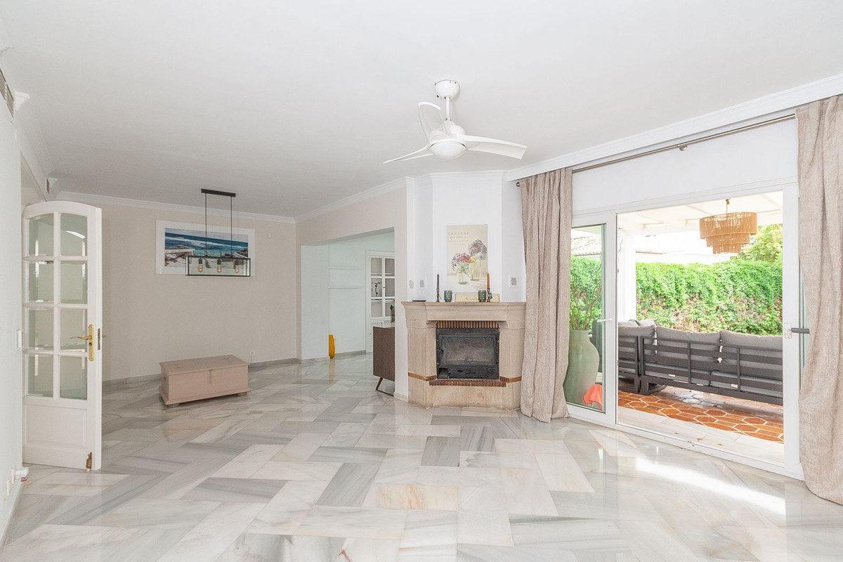 Villa for sale in Marbella