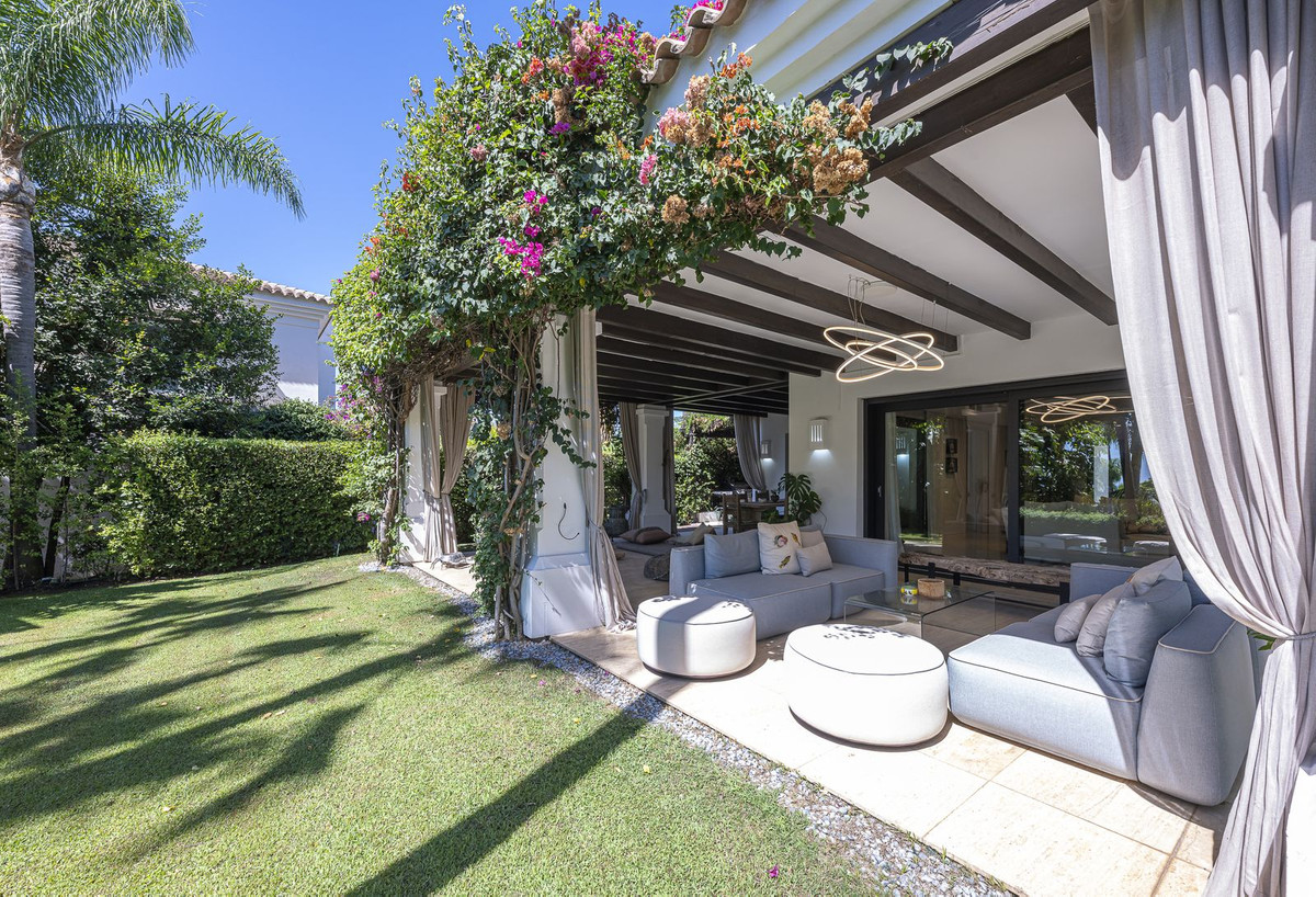 Villa for sale in Marbella