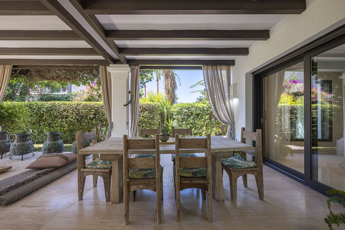 Villa for sale in Marbella