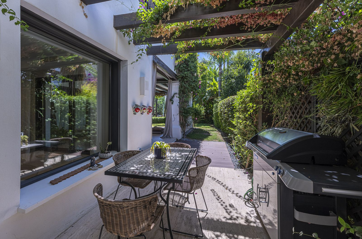 Villa for sale in Marbella