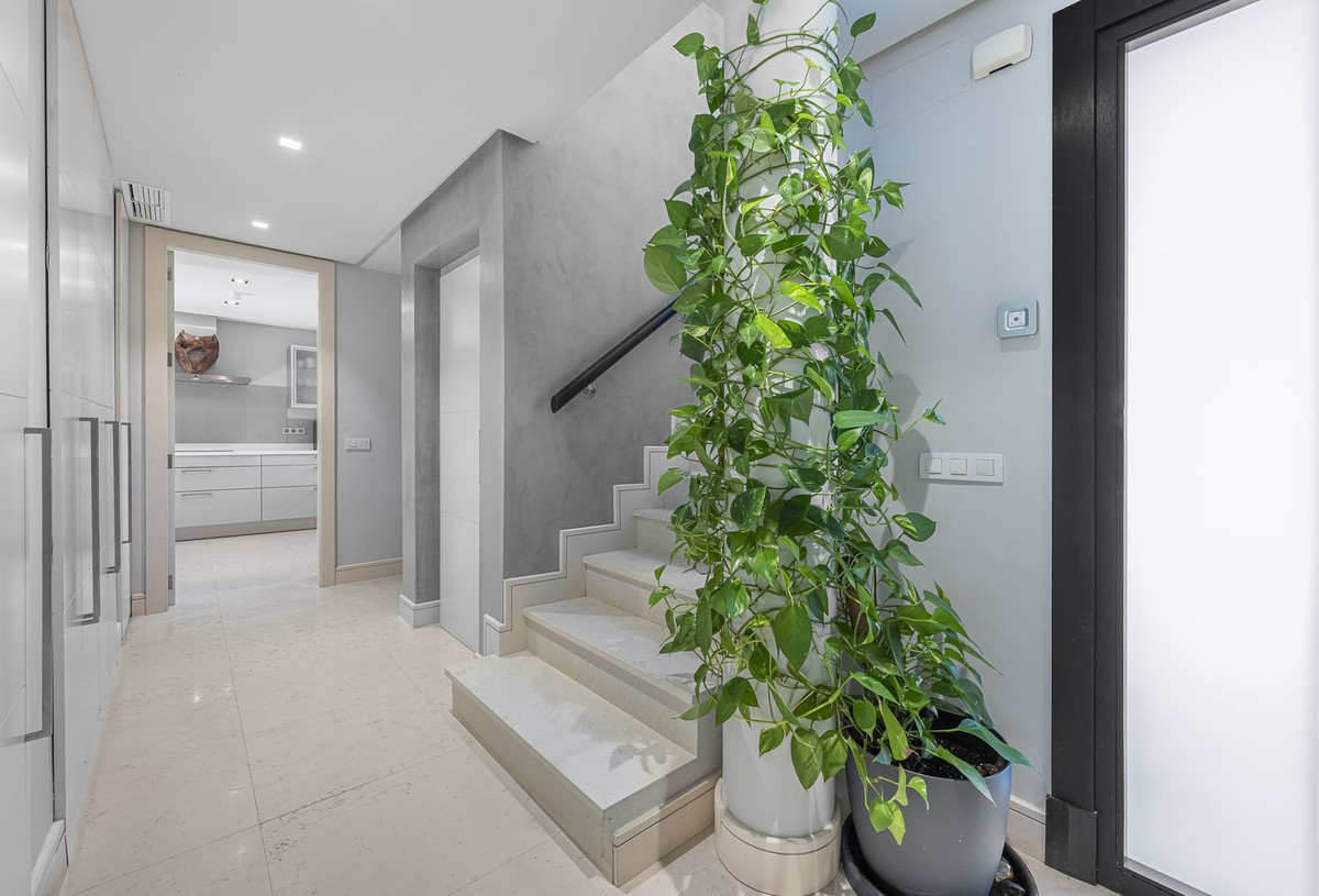 Villa for sale in Marbella