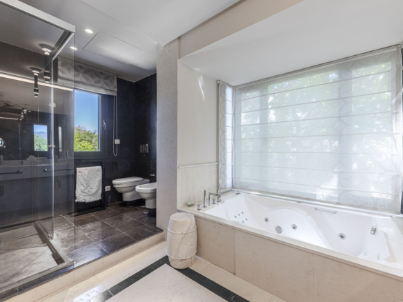 Villa for sale in Marbella
