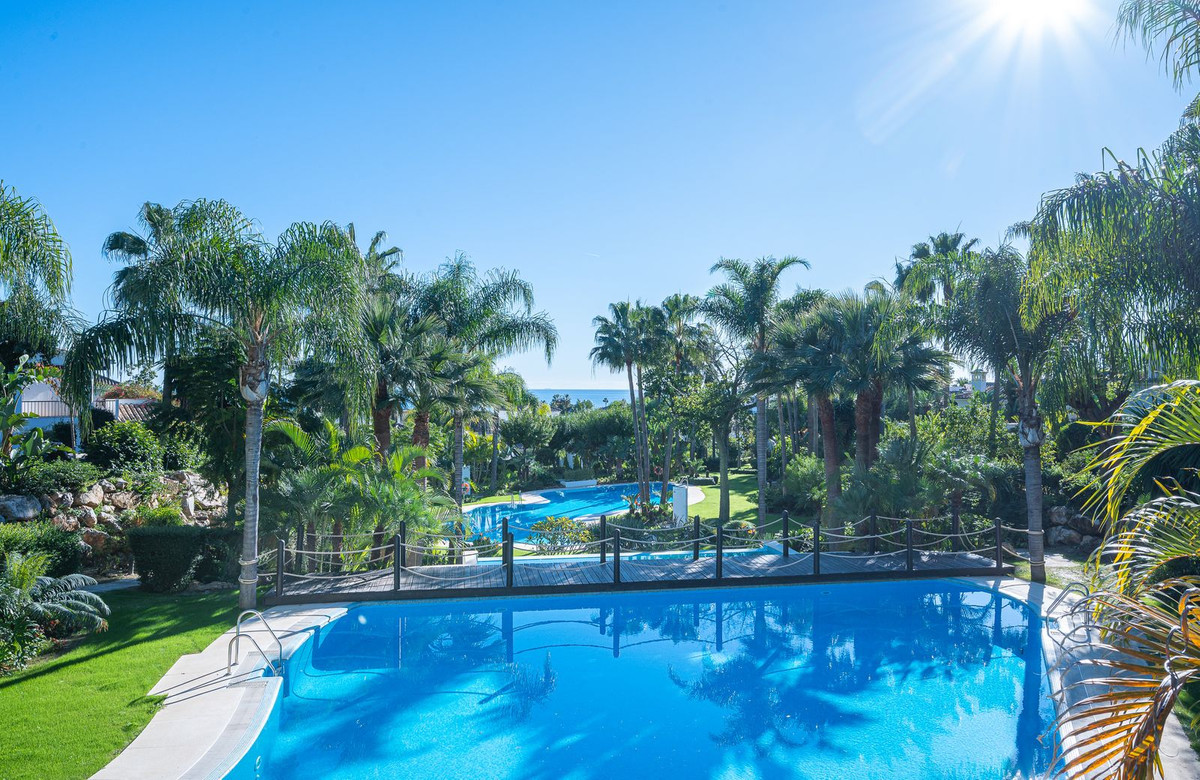 Villa for sale in Marbella