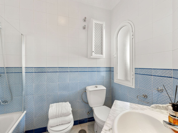 Villa for sale in Marbella