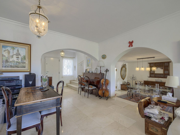 Villa for sale in Marbella