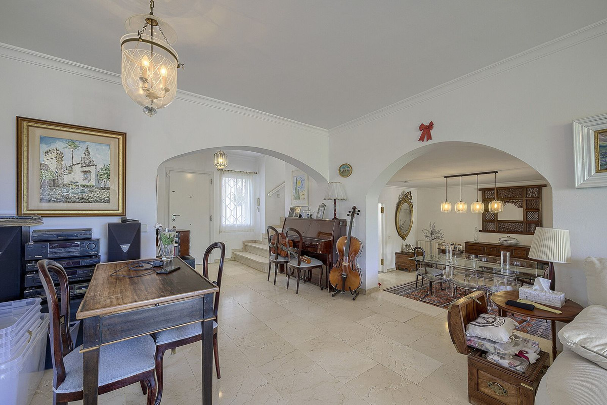 Villa for sale in Marbella