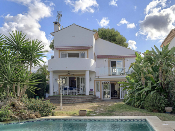 Villa for sale in Marbella