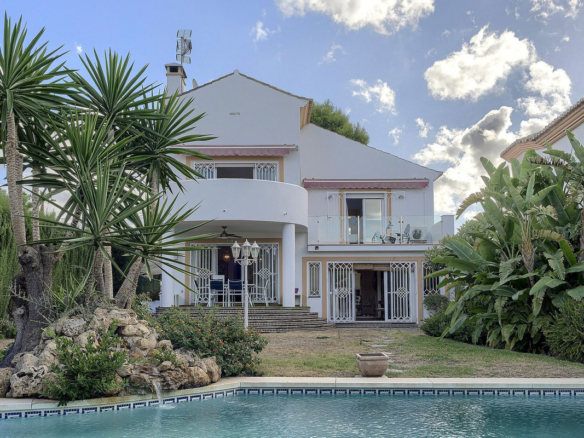 Villa for sale in Marbella