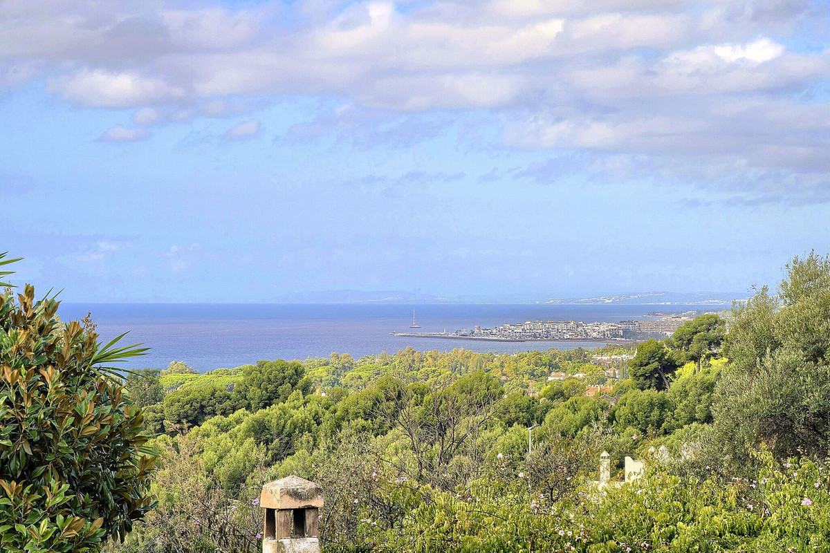 Villa for sale in Marbella