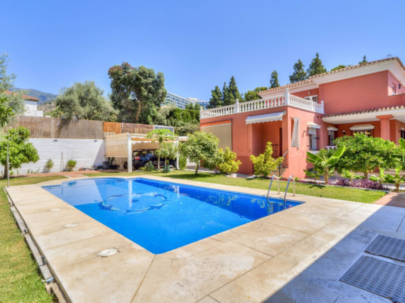 Villa for sale in Marbella