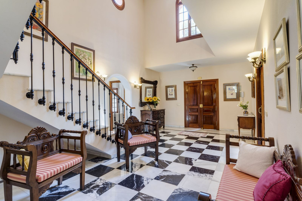 Villa for sale in Marbella