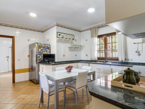Villa for sale in Marbella