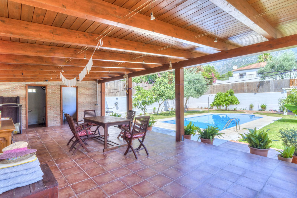 Villa for sale in Marbella