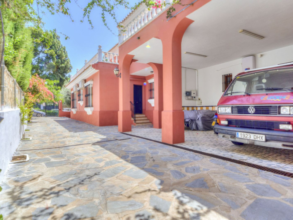 Villa for sale in Marbella