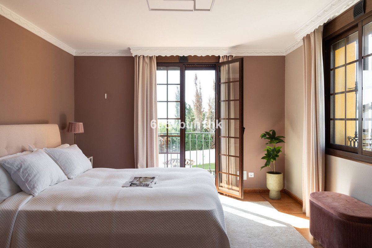 Villa for sale in Marbella