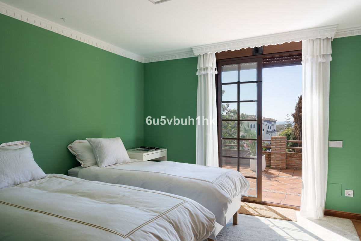 Villa for sale in Marbella