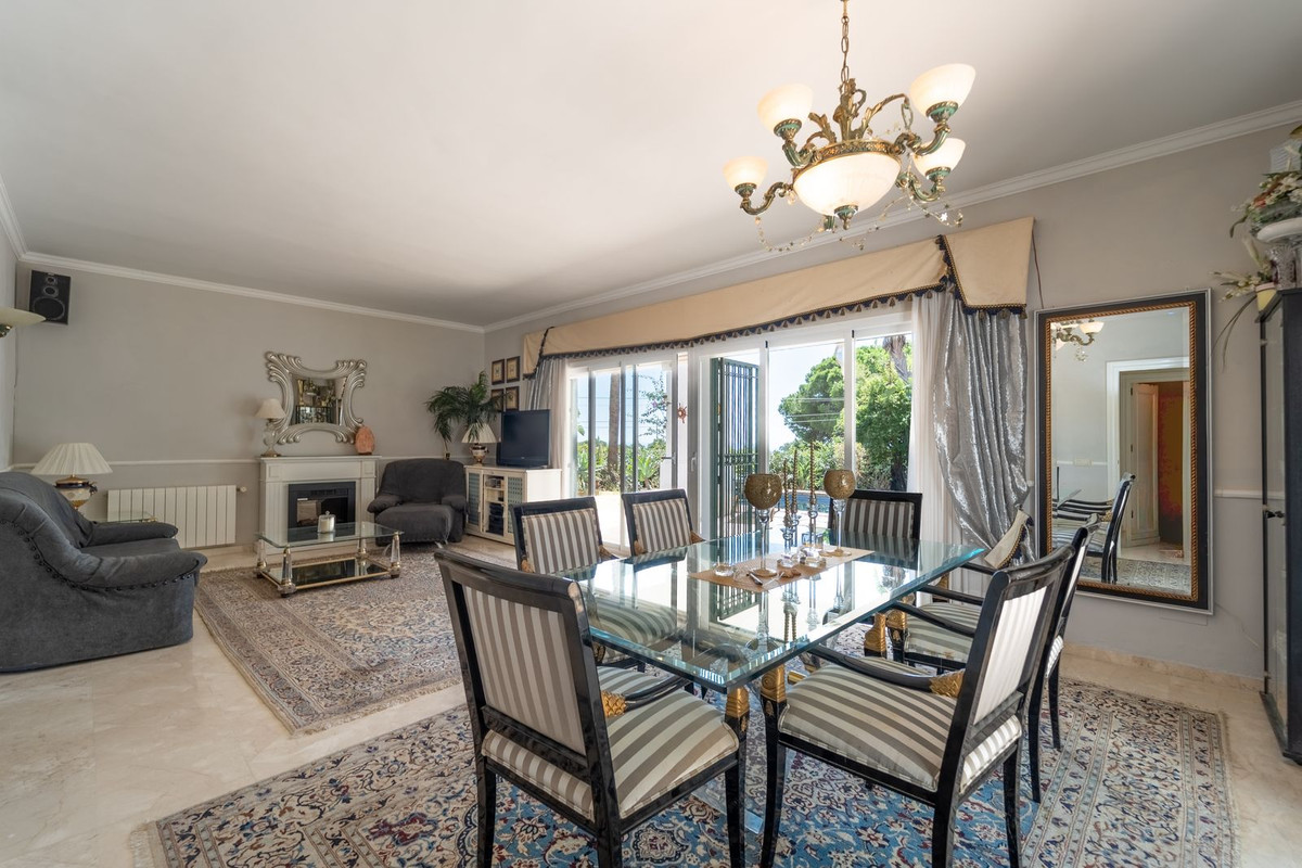 Villa for sale in Marbella